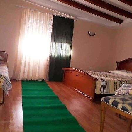 Vila Verd Korce Hotel Ngoại thất bức ảnh