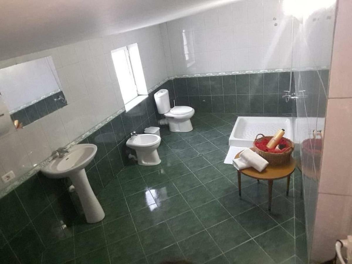 Vila Verd Korce Hotel Ngoại thất bức ảnh