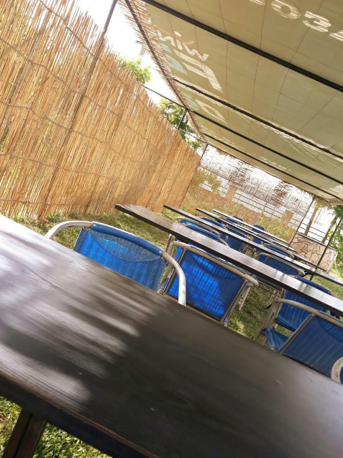 Vila Verd Korce Hotel Ngoại thất bức ảnh